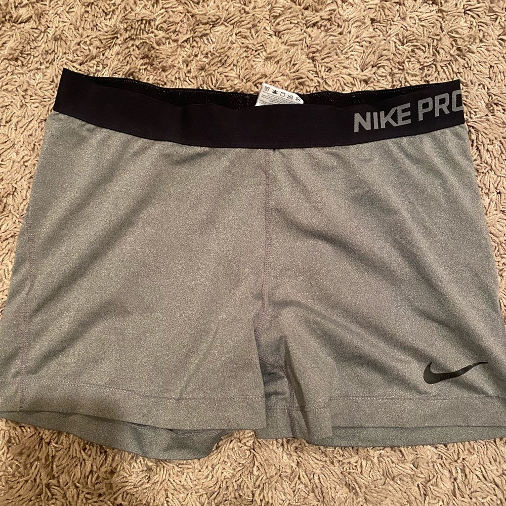 NIKE PRO SHORTS